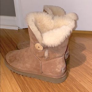 Used UGG boots